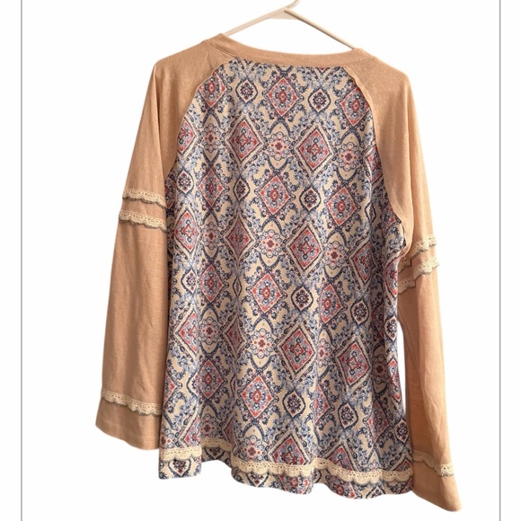 POL Bohemian Beige and Blue Patterned Women's Top - Picture 3 of 6